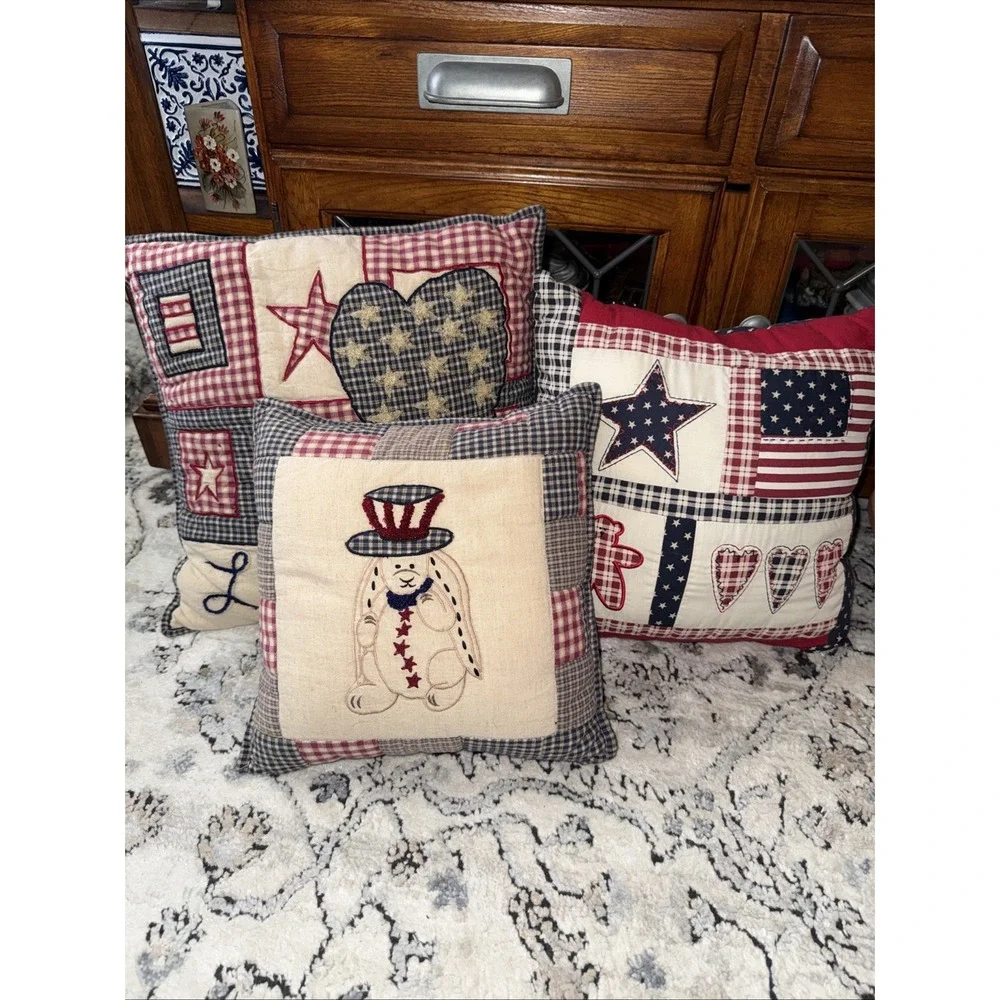 Set of 3 Patriotic American Themed Pillows Decorative Primitive Cottage USA Flag